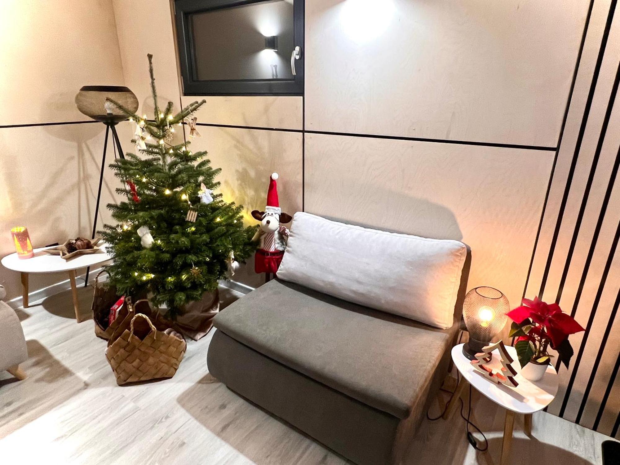 Domcek Pod Vezami S Virivkou A Grilom, Pri Termalnom Kupalisku Apartment Liptovsky Jan Exterior photo